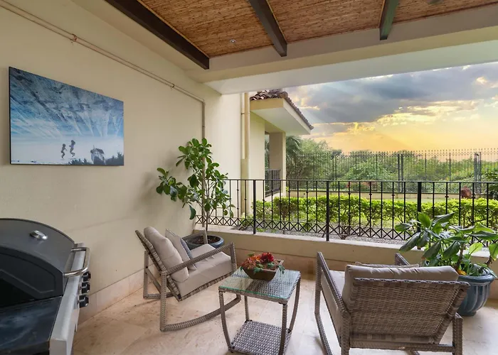 Apartamento Oceanfront -pool, Hot Tub, Private Deck &bbq