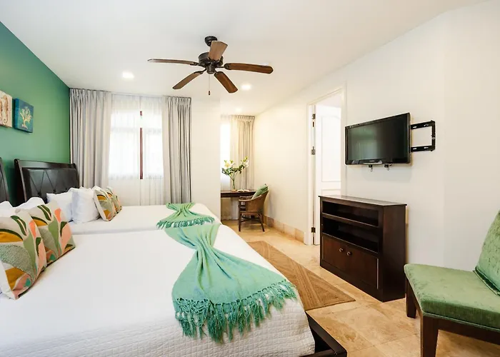 Oceanfront -pool, Hot Tub, Private Deck &bbq Apartamento *